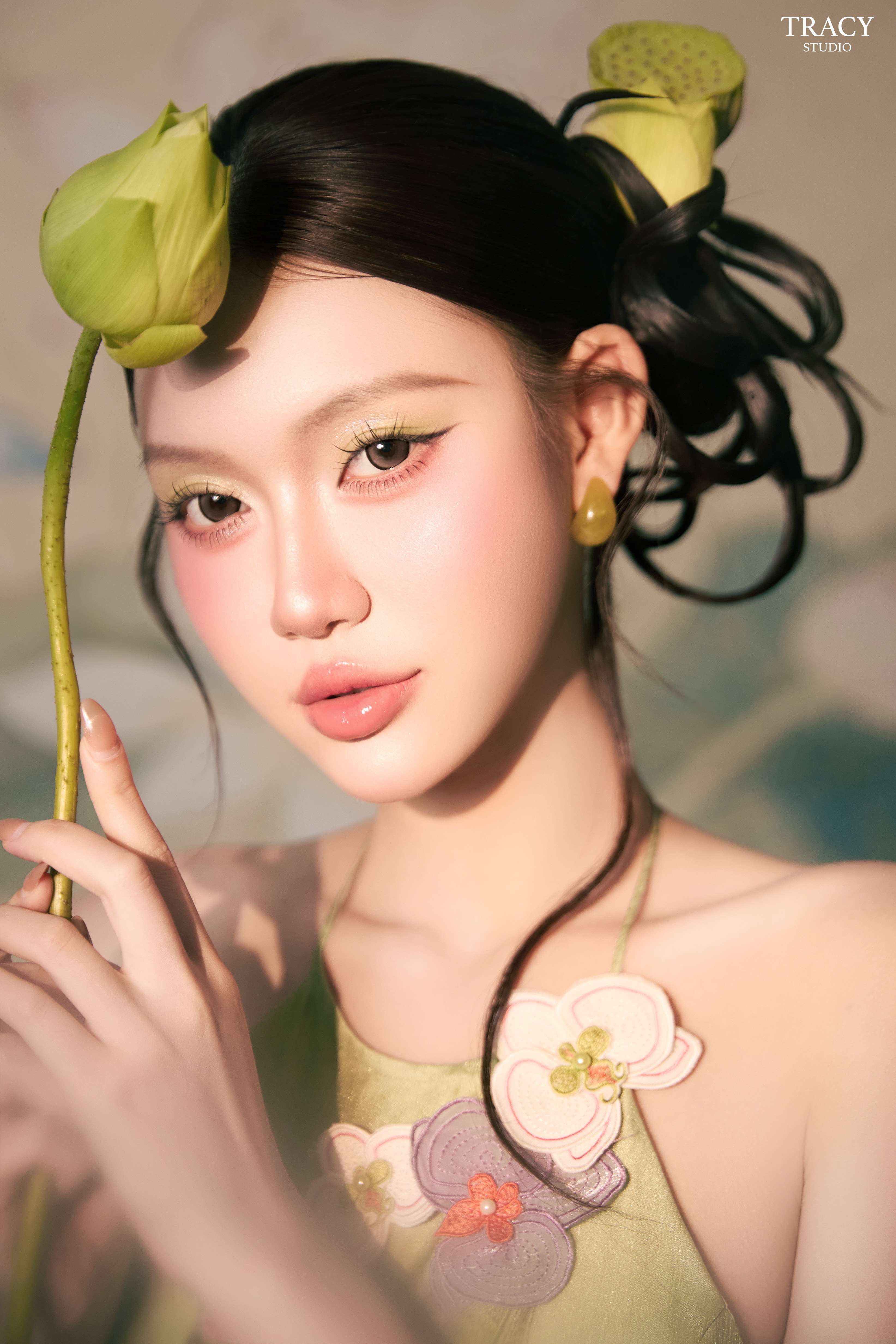 frontend/img/gallery/concept-sen/tracy-studio-chup-sen (11).jpg